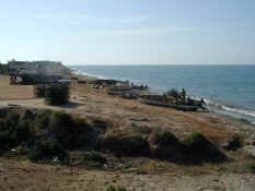 Las Rocas Fishermen.jpg (52119 bytes)