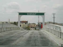 belize border.jpg (55760 bytes)